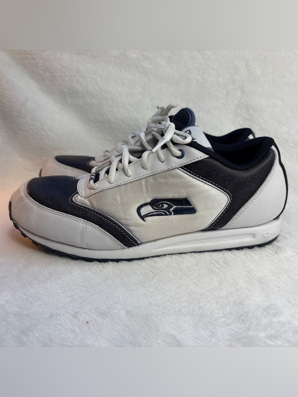 Reebok Seattle Seahawks Vintage Sideline Sneaker
